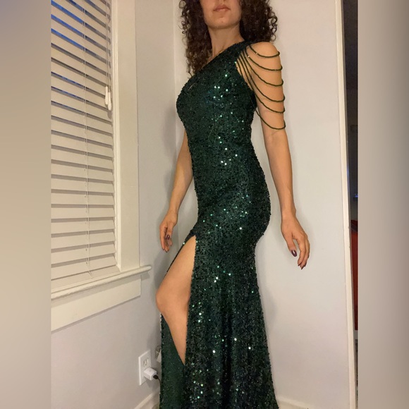 Green sequin side slit one shoulder dress - Picture 6 of 7